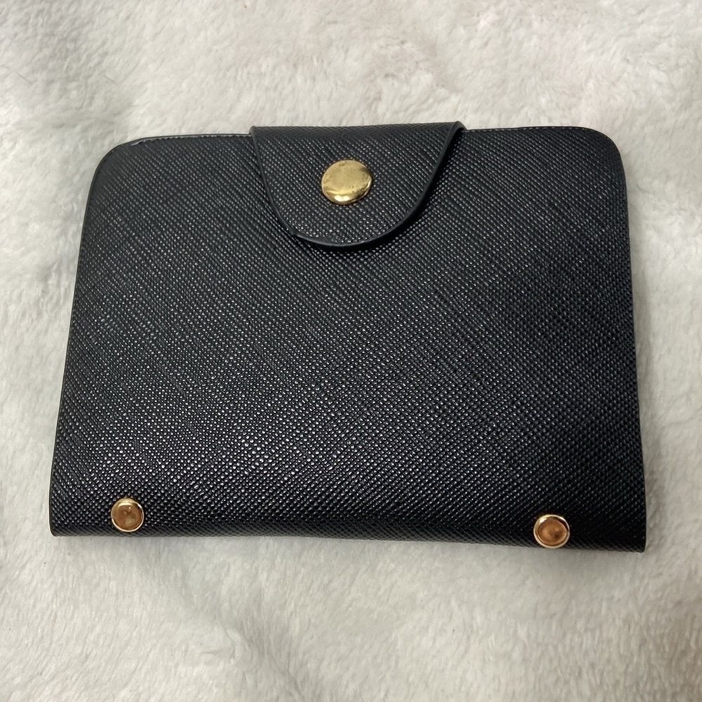 Black clutch and wristlet with card holder - Picture 11 of 15